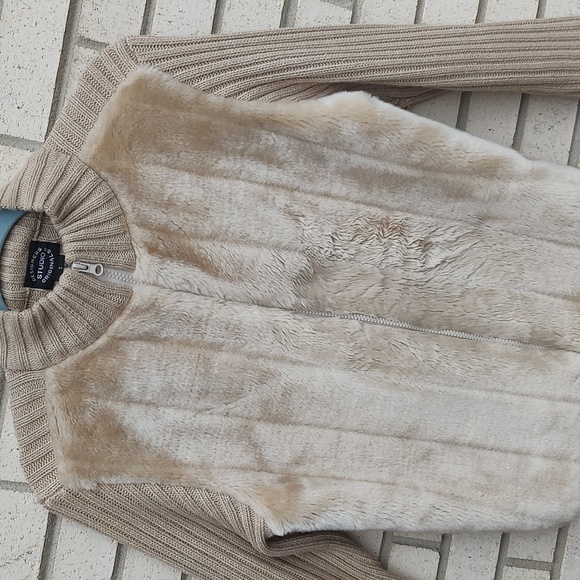 Tan Furry Jacket - Picture 6 of 9